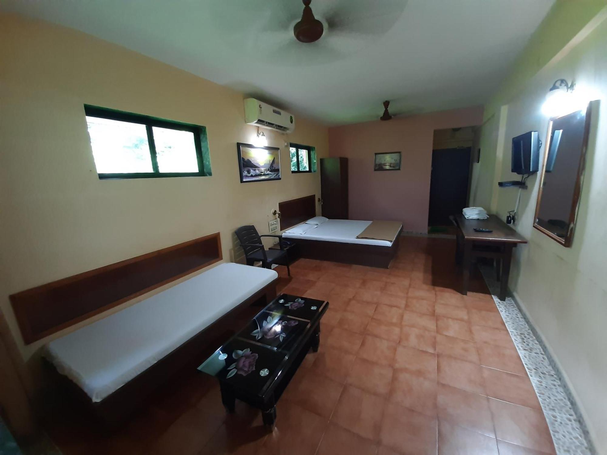 Seawoods Beach Hotel Dahanu Kamer foto